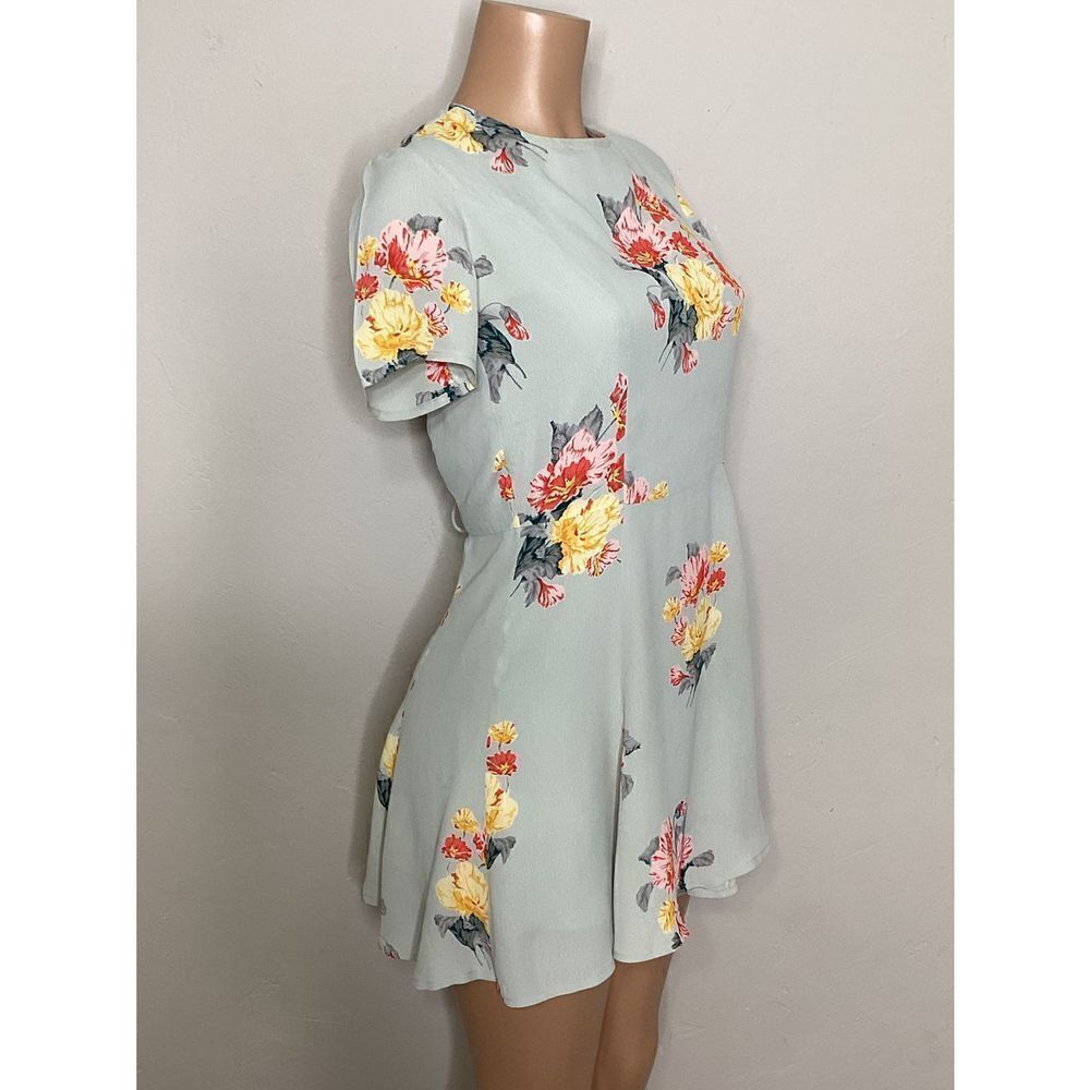New. Privacy Please light green floral dress. - Picture 8 of 11
